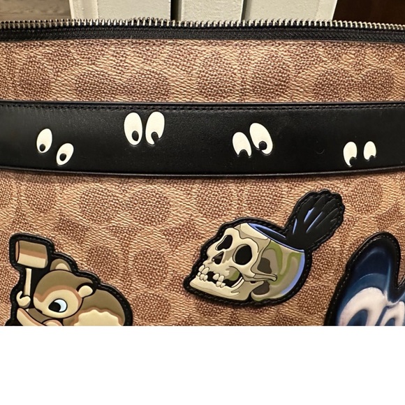 Coach Disney Dark Fairytale Spooky Eye Extra Large Wristlet Pouch NWOT Rare - Picture 5 of 12